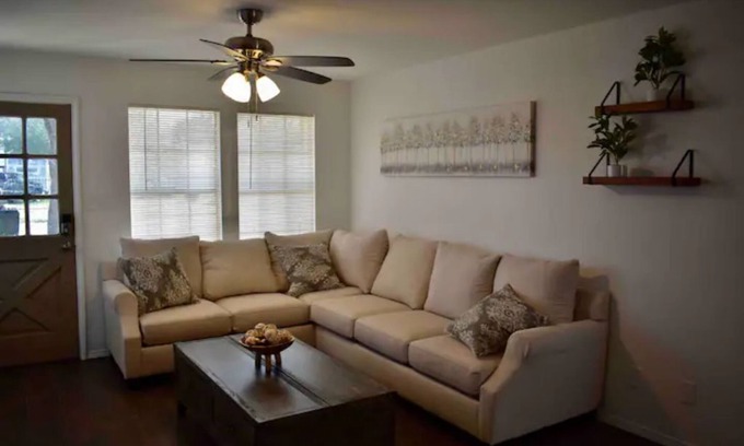 Weslaco House | Pet-Friendly Getaway at Cancun Street - Rated 9.8/10!