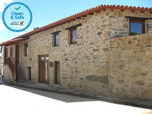 Braganca House | Unforgettable Oceanfront Stay at Candeias do Souto