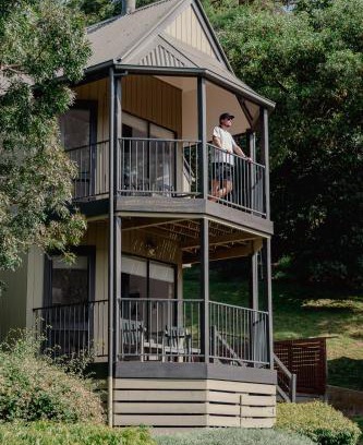Metung Villa | Candlebark at Boardwalk Villas