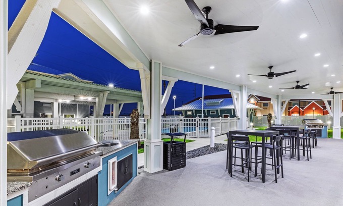 Aransas Pass Hotel | Premier Retreat at Candlewood Suites Aransas Pass - Rated 9.4