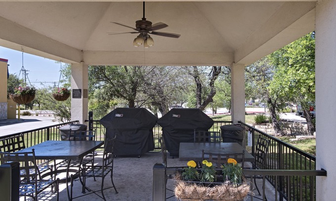 Cedar Park Hotel | Inviting Candlewood Suites Austin N - Cedar Park, IHG Hotel