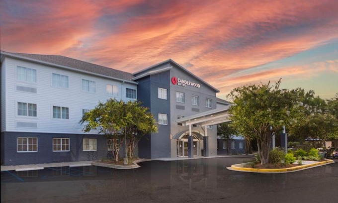 Charleston Hotel | Explore Candlewood Suites Charleston – Pet Friendly & Accessible
