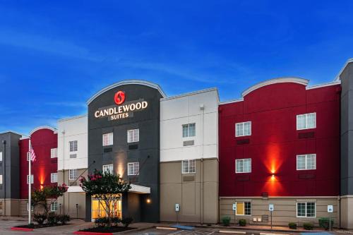 Georgetown Hotel | Pet-Friendly Candlewood Suites Georgetown for Family Getaways