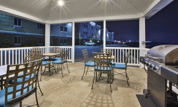 Osage Hotel | Guest Rated Candlewood Suites Morgantown - Family Friendly Stay