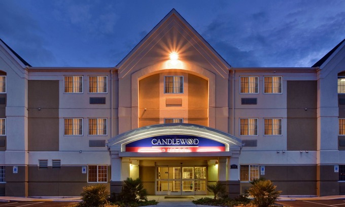 Nogales Hotel | Top-Rated Candlewood Suites Nogales with Family-Friendly Amenities