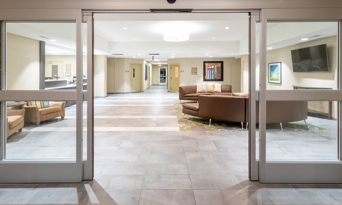 Rochester Hotel | Top-Rated Candlewood Suites Rochester Near Mayo Clinic