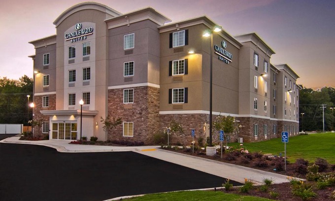Tupelo Hotel | Pet-Friendly Candlewood Suites Tupelo – Rated 8.1/10
