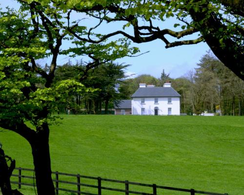 Macroom Bed & Breakfast | Relax at Cannaway House B&B: 4-Star Guest Favorite
