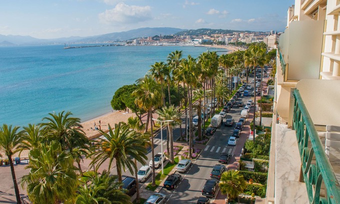 Pointe Croisette Apartment | Charming Cannes Croisette 1 Bedroom Flat with Ocean View
