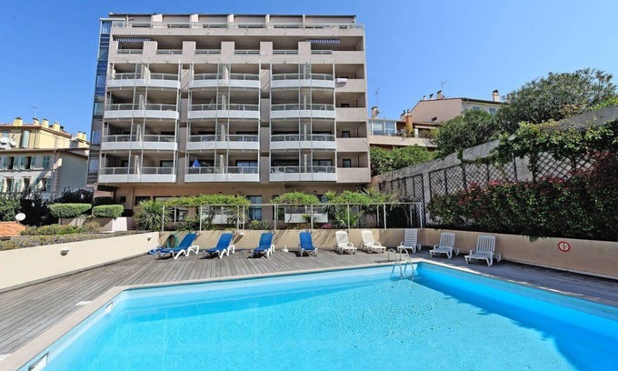 Le Suquet Apartment | Relax in Cannes Suquet: Garden & Pool Near Film Festival
