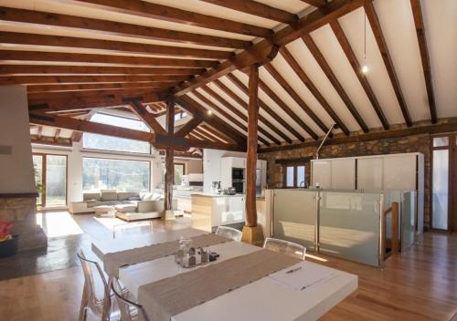 Lierganes House | Inviting Chalet Steps from Cabárceno with Pool & Hot Tub