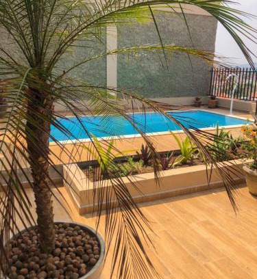 Cunha House | Discover Cantinho Cunhense: Family-Friendly Retreat with Pool