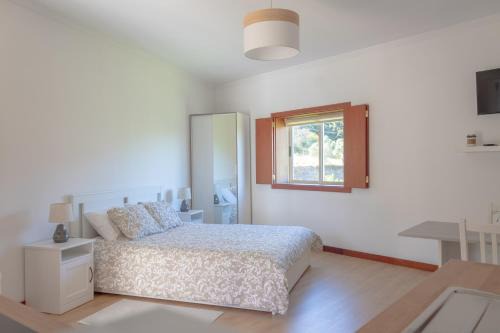 Mesao Frio Apartment | Family-Friendly Retreat at Cantinho da Quintã - Rated 9.4