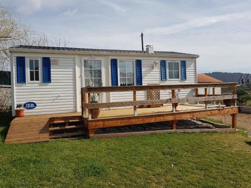 Penalva Do Castelo Ski Chalet | Pet-Friendly Retreat at Cantinho das Barrocas, Rated 9.4
