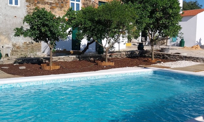 Terena House | Cantinho de Terena - Smells of the Earth | Family House with Pool and Tradition