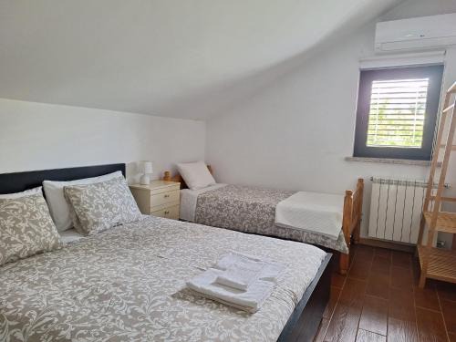 Castro Daire House | Guest Favorite: Cantinho do Mel with Pool & Breakfast