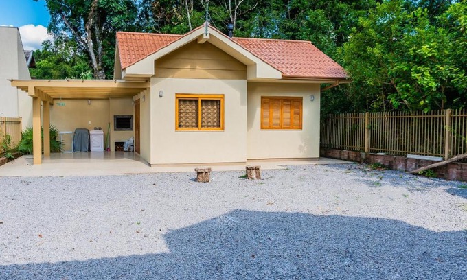 Nova Petropolis House | Tranquil Stay at Cantinho do Sossego - 10/10 Rating!