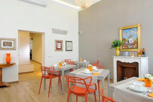 Santa Croce Bed & Breakfast | Experience Canto degli Aranci: 4-Star Retreat with Hot Tub