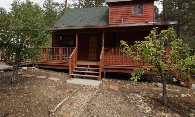 Fawnskin House | Serene Canyon Cabin - Your Gateway to Big Bear Adventures