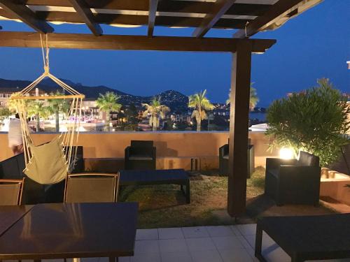 Cap Esterel Apartment | Relax at Cap Esterel Prestige: Pet-Friendly Oceanfront Retreat