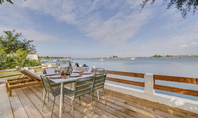 Cap-Ferret Villa | Cap-Ferret Coastal Bliss: Villa with Sea Views,Tranquil Garden,Luxury Amenities.