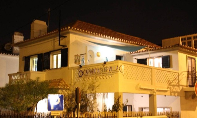 Costa de Caparica Villa | Beachfront Villa with Breakfast & Child-Friendly Amenities