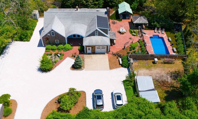 North Eastham House | Indulge in Cape Cod Oasis: Pool, Outdoor Kitchen & Bar