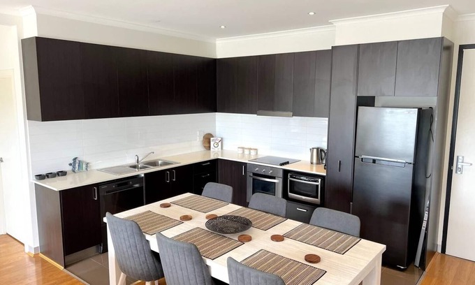 Capel Sound Apartment | Coastal Retreat: Capel Sound Stays with Ocean Views