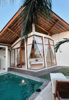 Munggu Hotel | Inviting Capila Villa Bali: Family-Friendly with Kitchen & Breakfast