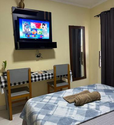 Plano Diretor Sul House | Convenient Capim de Ouro: Pet-Friendly Rooms Near Airport