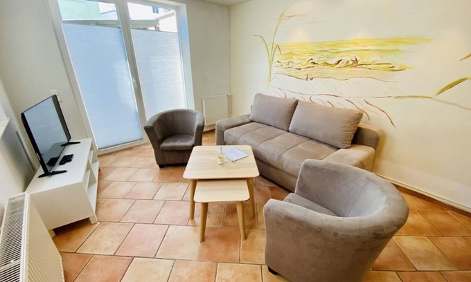Warnemuende Apartment | Relax at Capitaenshaus Froehlich with Oceanfront Views