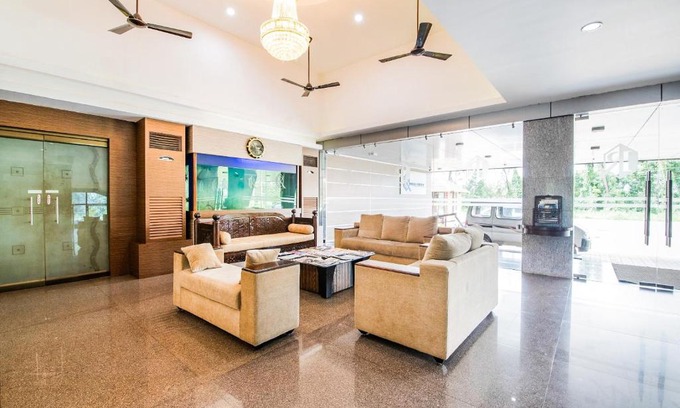 Karkala Hotel | Budget-Friendly Stay at Capital O 22439 Ratna Forever