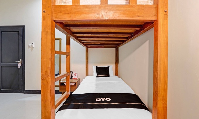 Blora Hotel | Budget-Friendly Stay at Capital O 90811 Myhome with Breakfast