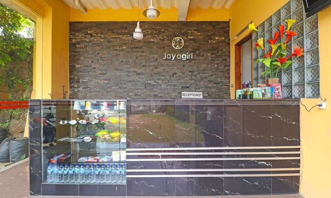 Ciater Hotel | Budget-Friendly Stays at Capital O 91741 Jayagiri Hotel