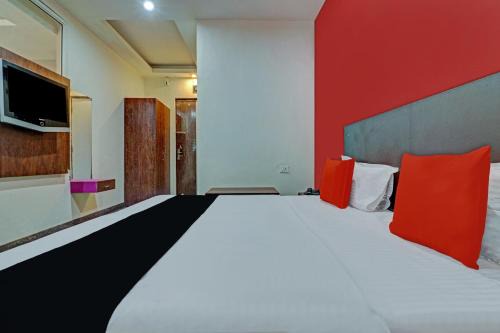 Sikandra Rao Hotel | Relaxing Kanha Resort with Pool & Family-Friendly Amenities