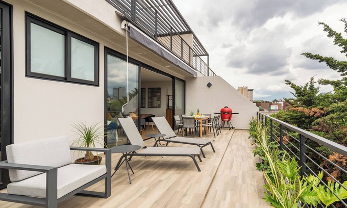 Benito Juarez Apartment | Top-rated Capitalia: Amazing PH with Spa & Breakfast