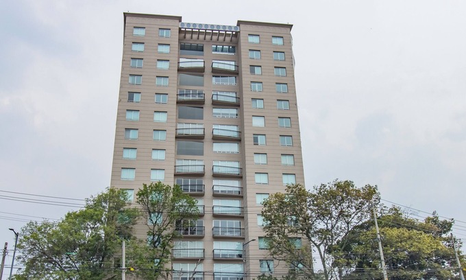 El Yaqui Condo | Elegant Capitalia Living Apartments in Santa Fe - Pet Friendly