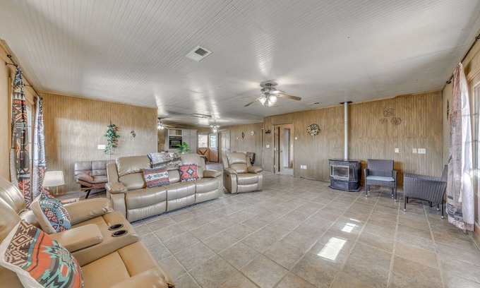 Glencoe House | Pet-Friendly Capitan House with Grill Near Ruidoso