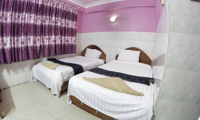 Prampir Makara House | Budget-Friendly Capitol 3 Guesthouse with Breakfast Included