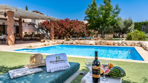 Atarfe House | Relax at Capricho de Luna Atarfe with Private Pool Access