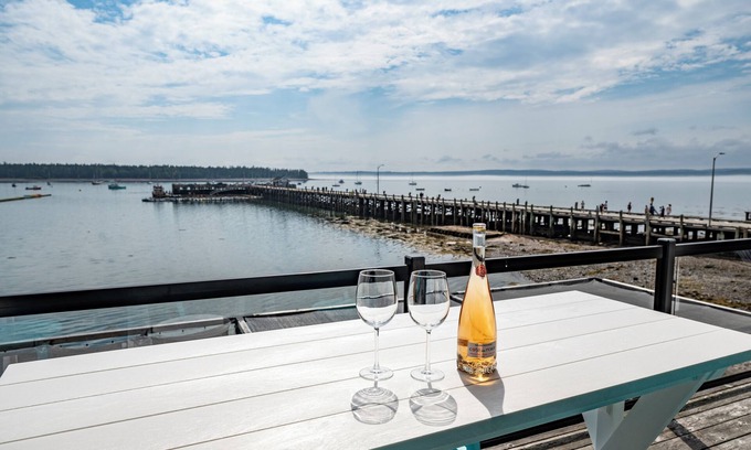 St. Andrews Apartment | Relax at Captain Dan's Sunsets Suite - Pet & Child Friendly