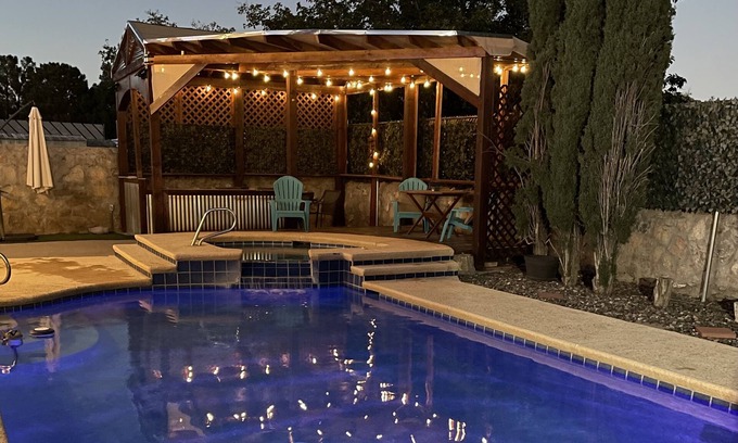 Northeast El Paso House | Inviting Captain Home with Saltwater Pool Near Ft Bliss