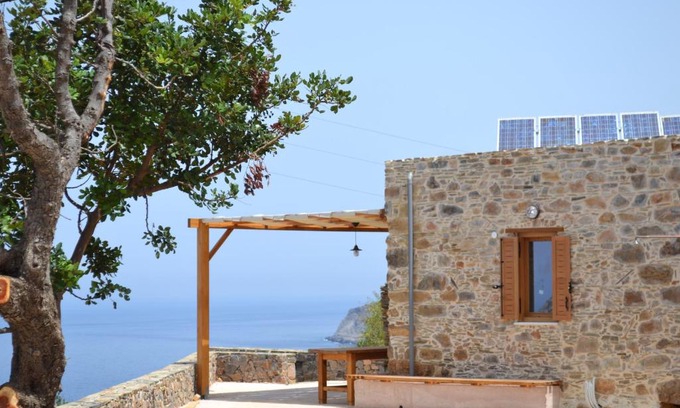 Livadia House | Oceanfront Escape at Captain Nikolas - Rated 9.1/10