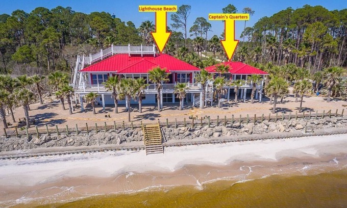 Carrabelle Apartment | Experience Captain's Quarters on Beautiful Carrabelle Beach