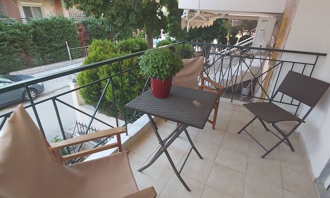 Kallithea Apartment | Inviting 1-Bed Apartment with Oceanfront Views in Kallithea