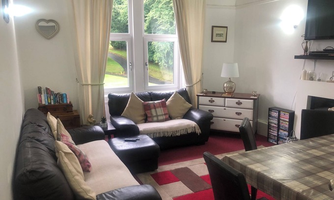 Rothesay Apartment | Beautiful 2-Bed Apartment in Isle of Bute - Guest Rated 10/10