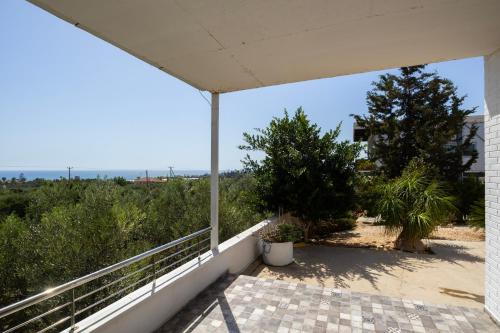 Agios Theodoros House | Inviting 2-Bed House with Hot Tub & 9.7/10 Guest Rating