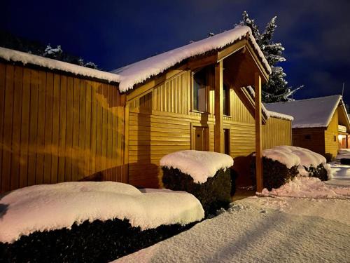 Gerardmer Ski Chalet | Capucine 1: Oceanfront Retreat with Private Pool & Kids Welcome
