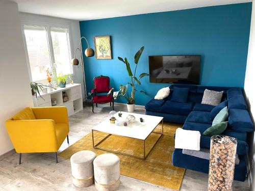 Coutures Apartment | Welcoming Caracas Apartment with Balcony & Family-Friendly Perks