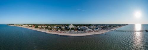 Groemitz Hotel | Cozy Oceanfront Escape at Carat Hotel Grömitz